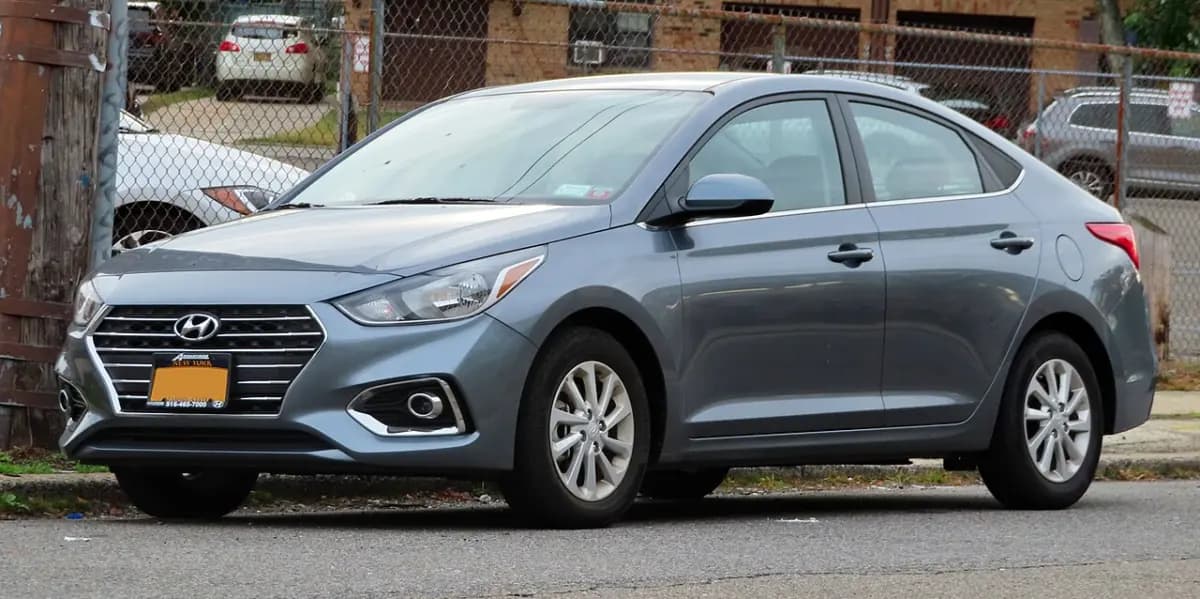 Hyundai Accent, en location chez Anfa Auto